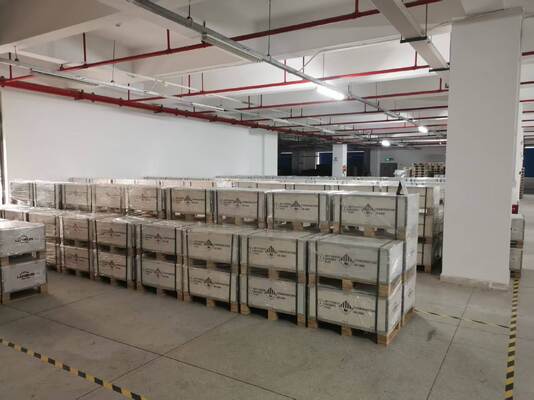 G TECH 51.2V 200Ah 10KWH Wall Mounted LiFePO4 Battery with Long Cycle Life for Solar Energy Storage